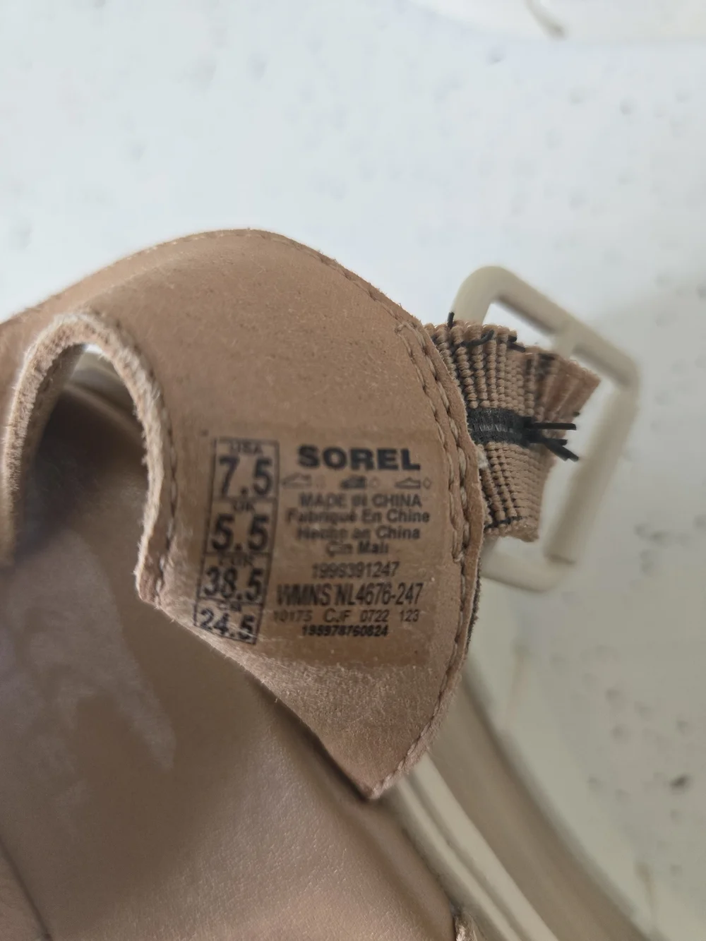 Sorel Kinetic Impact Y-Strap Wedge Sandals Tan Leather Size 7.5